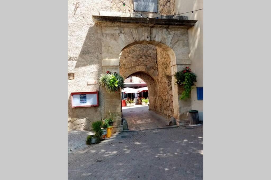Character Filled House Overlooking The River Cesse Bize-Minervois Esterno foto